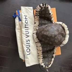 Louis Vuitton Chapka Leopard Hat Louis Vuitton | Accessories | Louis Vuitton Chapka Leopard  main image 3